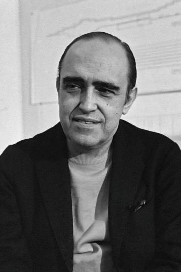 Oscar Niemeyer Image