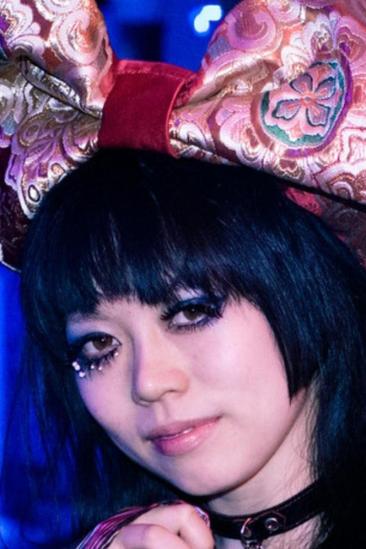 Cay Izumi Image