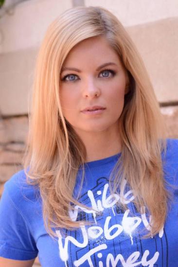 Hollie Winnard Image