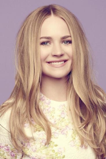 Britt Robertson Image