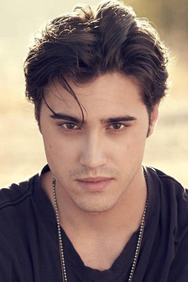 Ryan McCartan Image