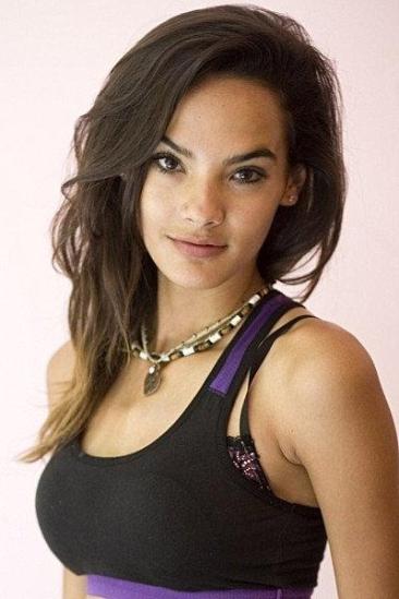 Mercedes Maxwell Image