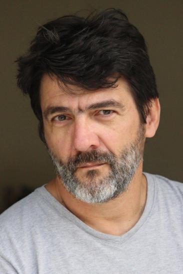 César Troncoso Image