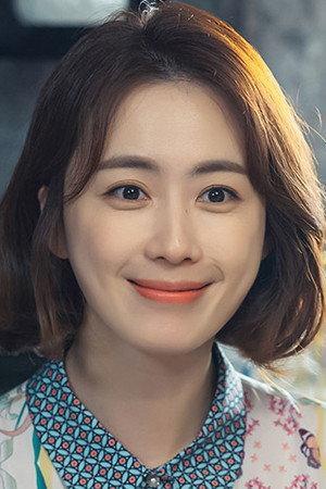 Hong Eun-hee Image