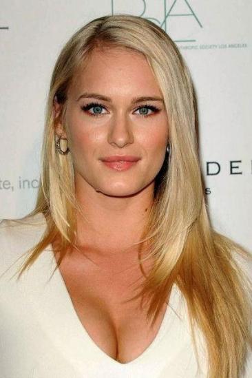 Leven Rambin Image