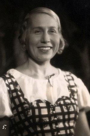 Renée Stobrawa Image