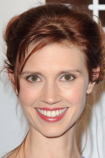 Julie McNiven Image