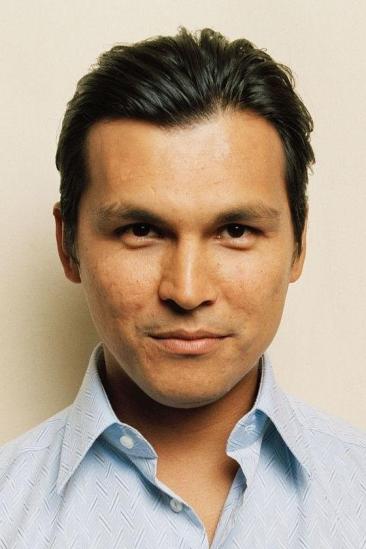 Adam Beach Image
