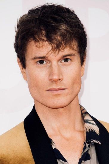 Laurie Paul Calvert Image