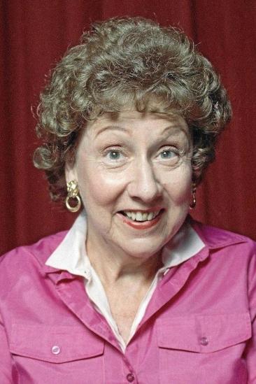 Jean Stapleton Image