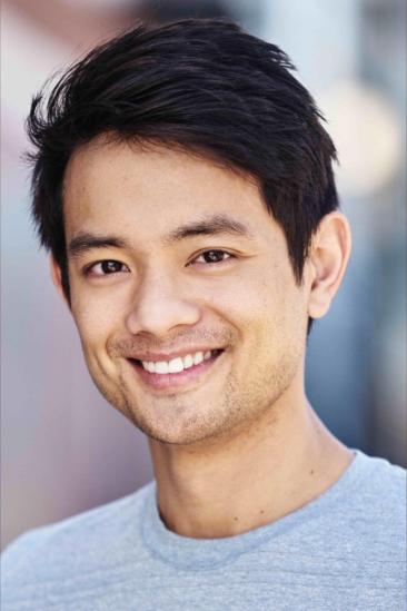 Osric Chau Image