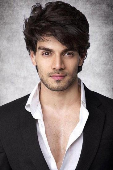 Sooraj Pancholi Image