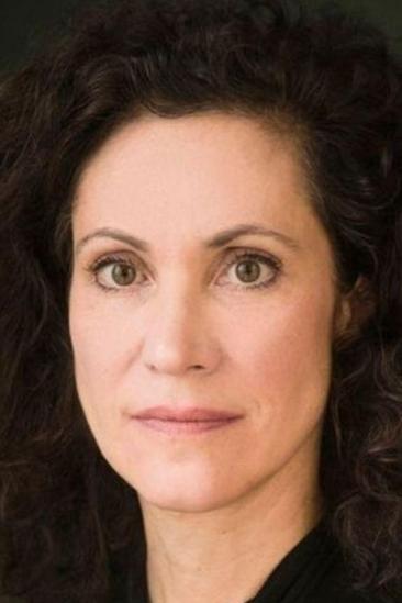 Justine Hirschfeld Image