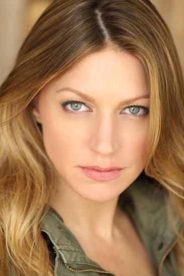 Jes Macallan Image