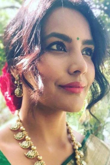 Priya Anand Image