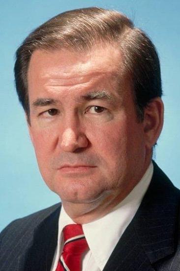 Pat Buchanan Image