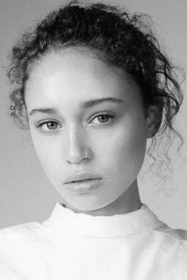 Ella-Rae Smith Image