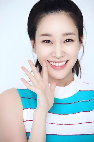 Lee Seo-yi Image