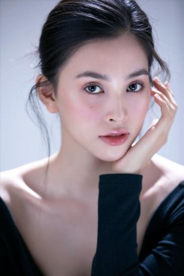 Trần Tiểu Vy Image