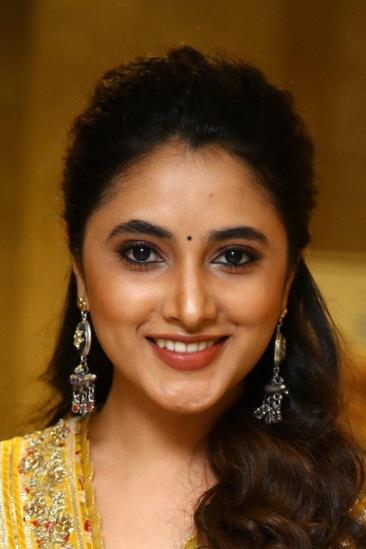 Priyanka Arul Mohan Image