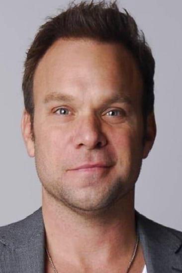 Norbert Leo Butz Image