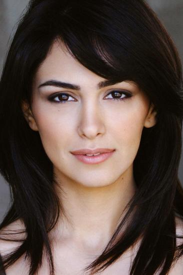 Nazanin Boniadi Image