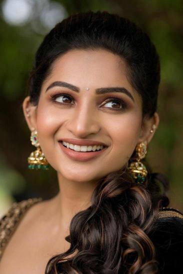 Nakshathra Nagesh Image