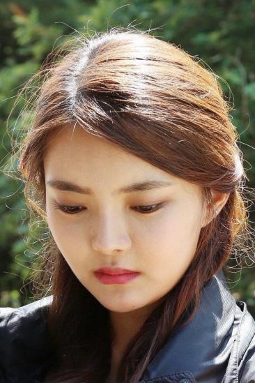 Jeong Yoo-jin Image