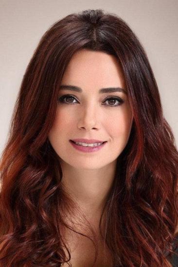Özgü Namal Image