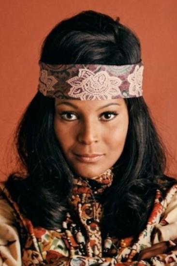Esmeralda Barros Image
