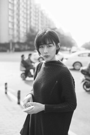 Ren Suxi Image