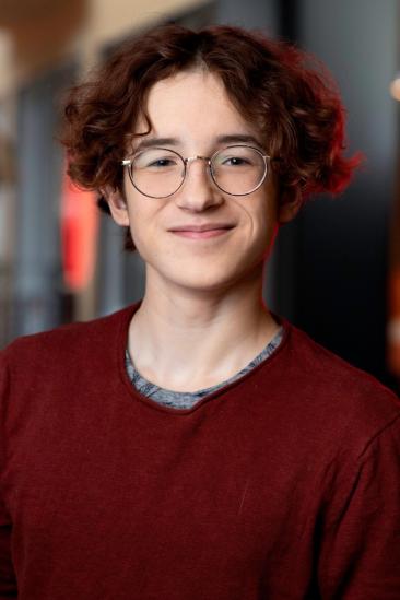 Simon Larson Image