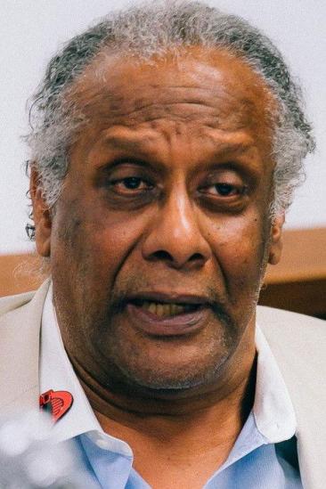 Arthur Burghardt Image