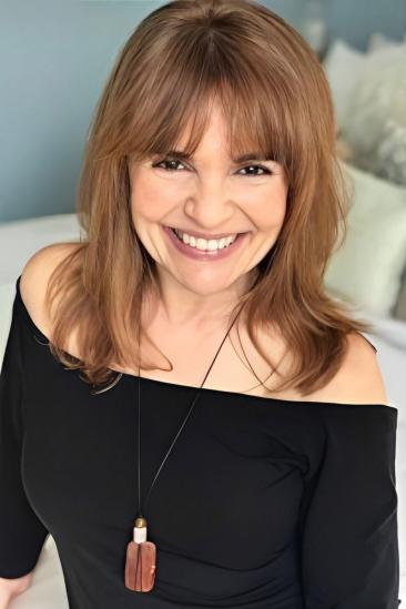 Julie Maddalena Image