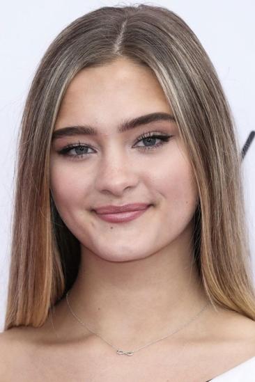 Lizzy Greene Image