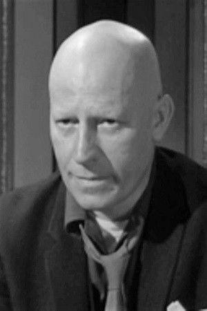 Oliver MacGreevy Image