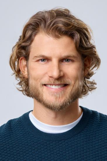 Travis Van Winkle Image