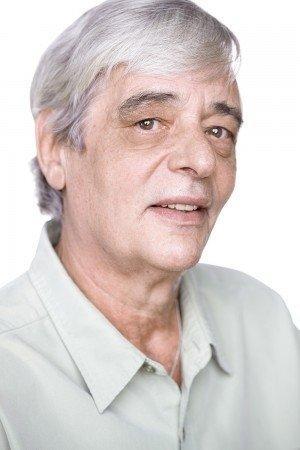 Robert Brewster Image