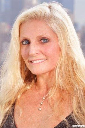 Carol Levy Image