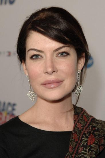 Lara Flynn Boyle Image