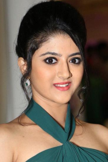 Shriya Sharma Image