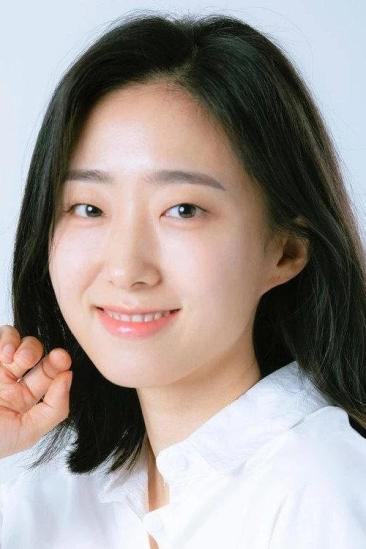 Ha Si-yeon Image