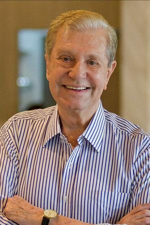 Julio César Luna Image