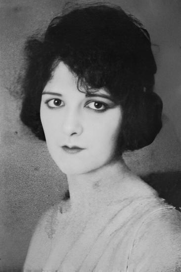 Vivian Rich Image