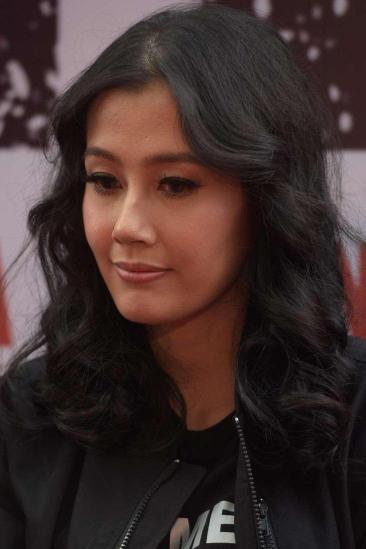Ardina Rasti Image