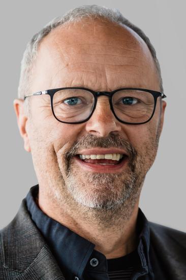 Robert Llewellyn Image